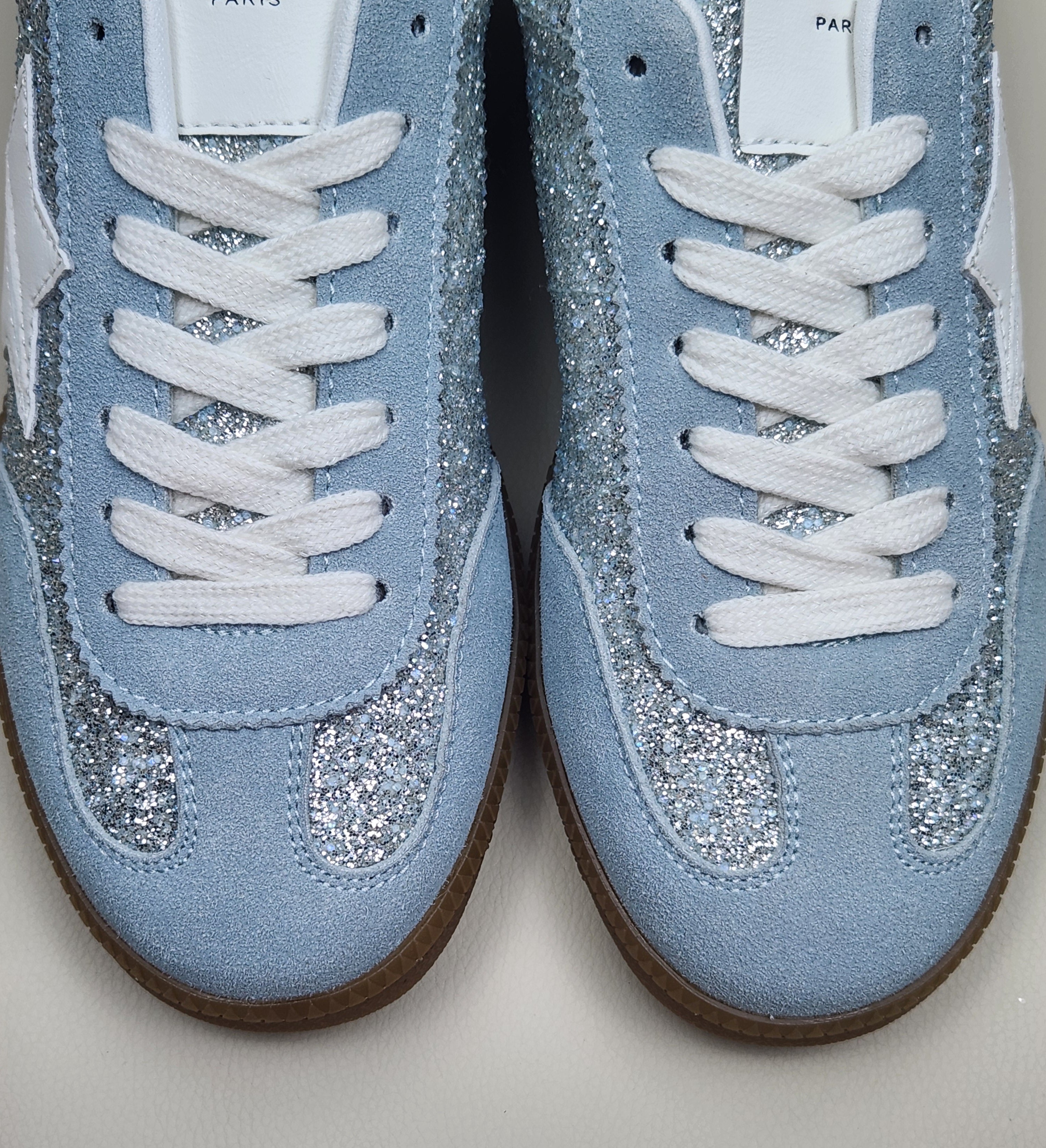 Baskets Paillettes Argent & Suédine Bleu Ciel Modèle Malo